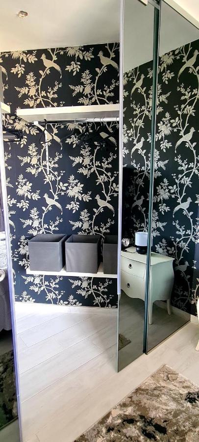 Boutique Style - 2 Bedroom Apartment- Ta'Xbiex, Sliema Area Ta Xbiex エクステリア 写真